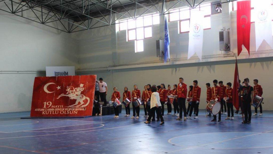 19 Mayıs Atatürk'ü Anma Gençlik Ve Spor Bayramı Kutlandı