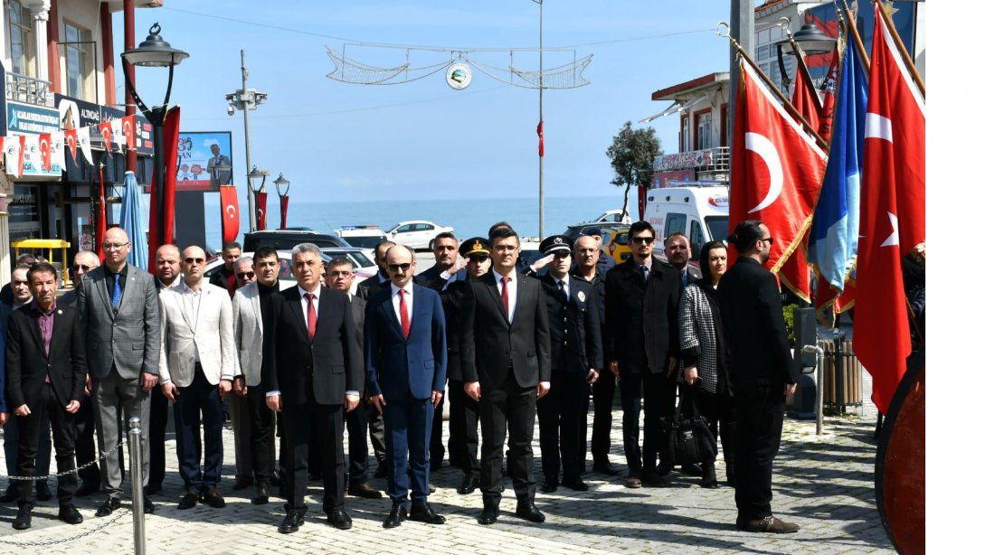 23 Nisan Ulusal Egemenlik ve Çocuk Bayramı Programı kapsamında Atatürk Anıtına çelenk koyma töreni yapıldı.